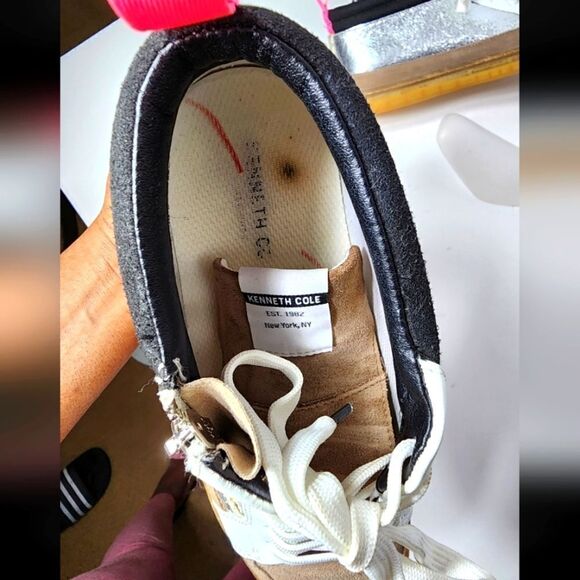 Kenneth Cole  - Picture 12 of 13